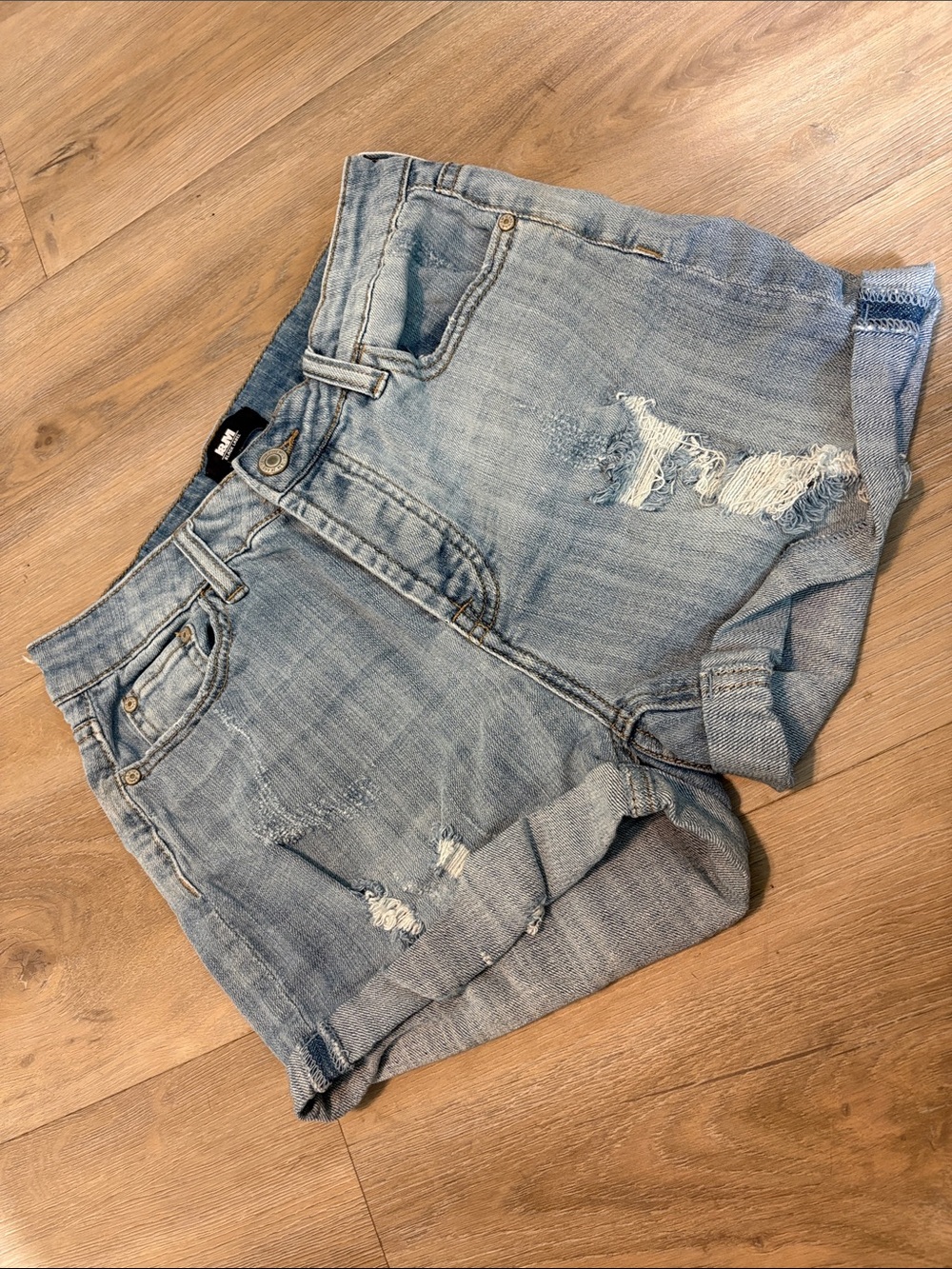 Casual Light Blue Distressed Denim Shorts